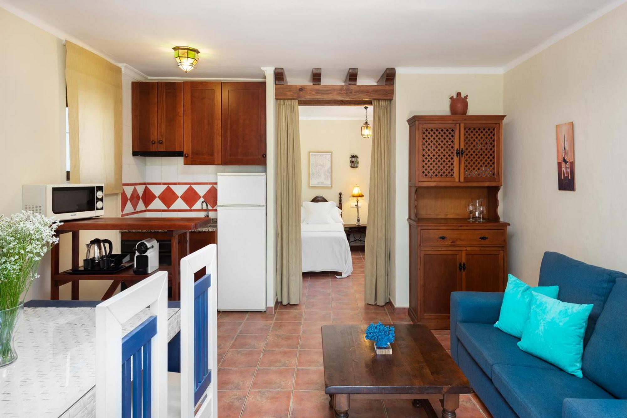 Suites Cortijo Fontanilla Conil De La Frontera Εξωτερικό φωτογραφία